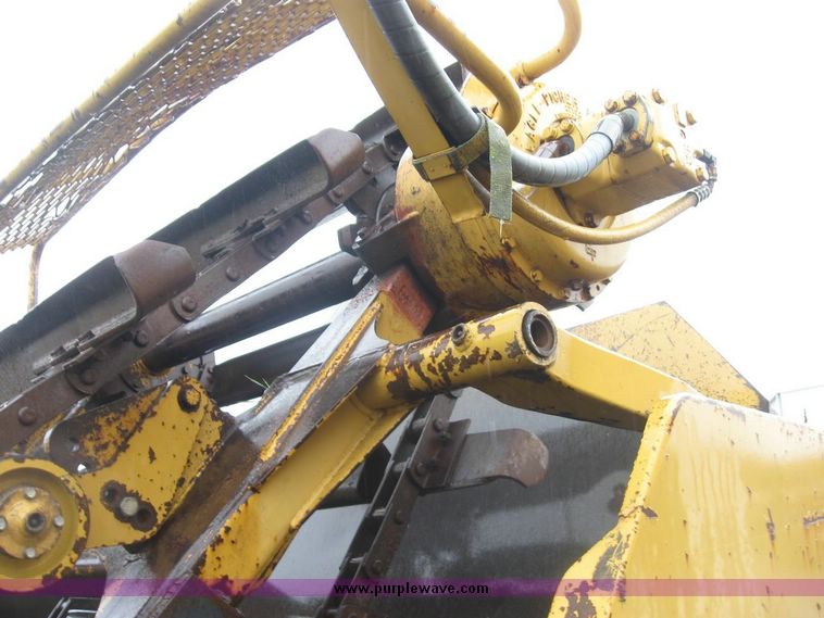 image for item 5011 1994 Caterpillar 613C Series II elevating motor scraper