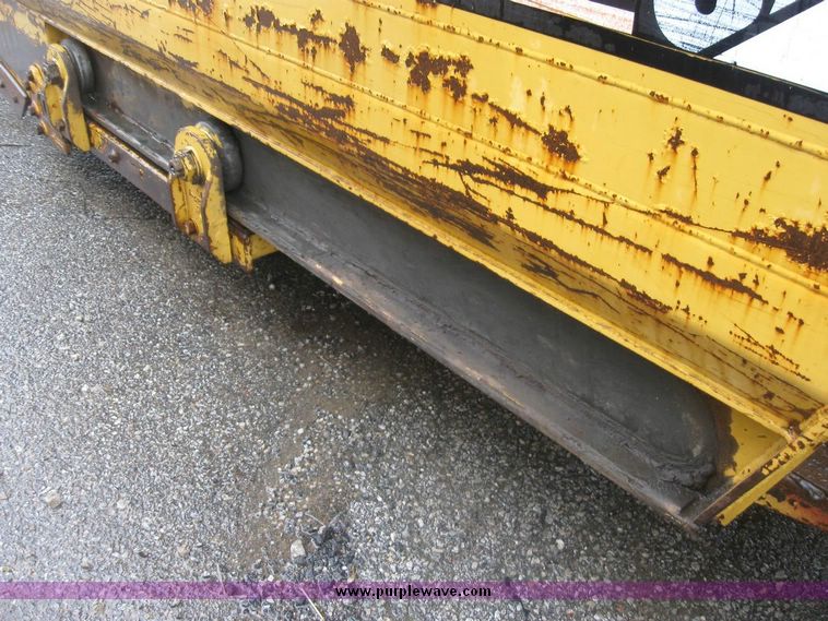 image for item 5011 1994 Caterpillar 613C Series II elevating motor scraper