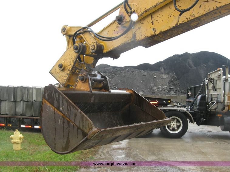 image for item 5012 1996 Badger 1085C wheel excavator