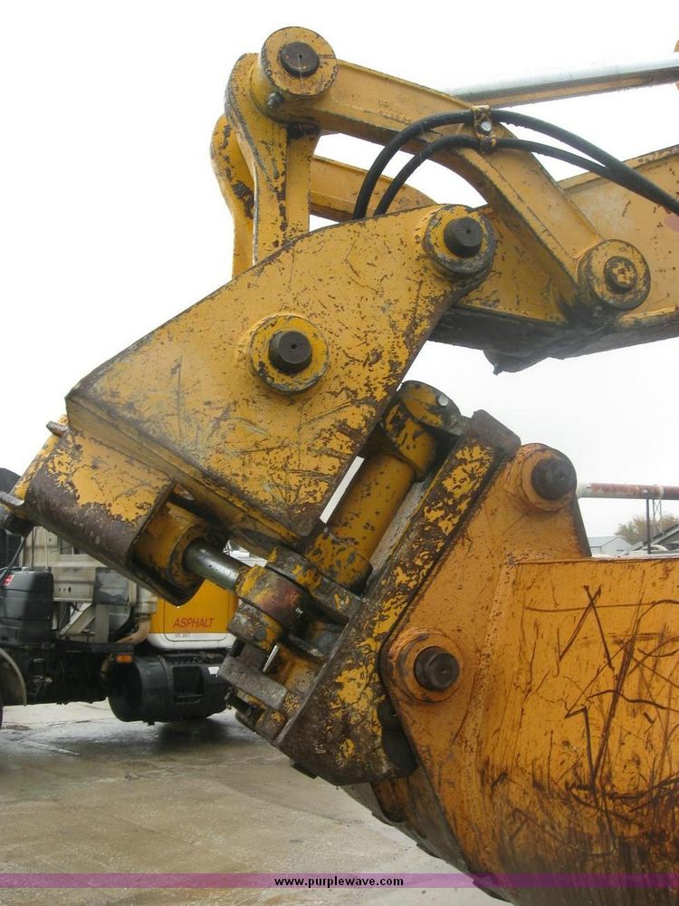 image for item 5012 1996 Badger 1085C wheel excavator