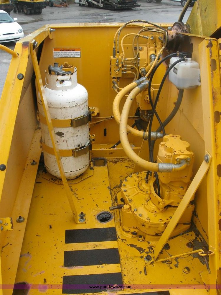 image for item 5012 1996 Badger 1085C wheel excavator