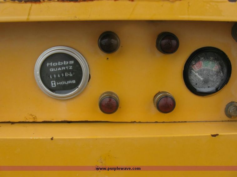 image for item 5012 1996 Badger 1085C wheel excavator