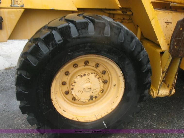 image for item 5012 1996 Badger 1085C wheel excavator