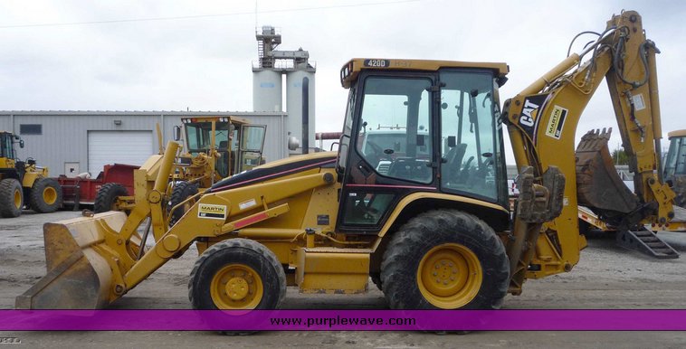image for item 5031 Caterpillar 420D backhoe