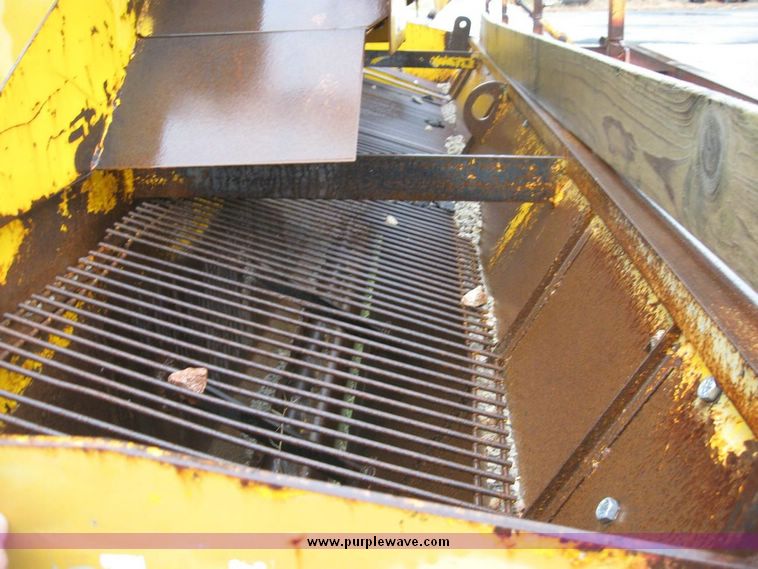 image for item 6803 Seaman SPK-H gravel aplicator