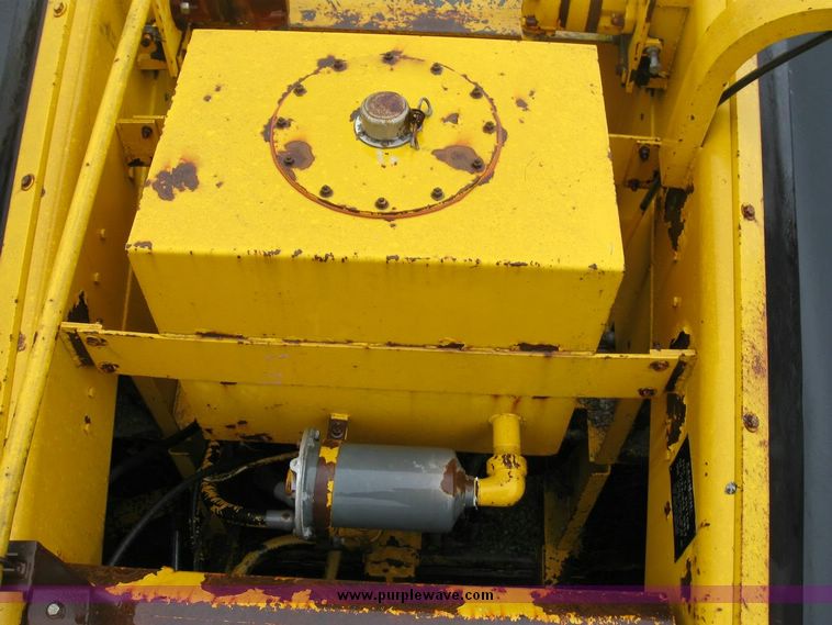 image for item 6803 Seaman SPK-H gravel aplicator