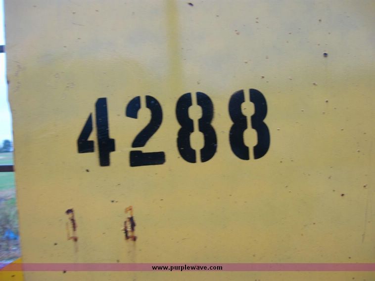 image for item 6803 Seaman SPK-H gravel aplicator