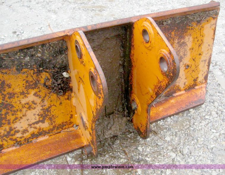 Excavator to skid steer adapter plate in Lawrence, KS Item 6812 sold
