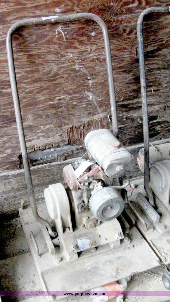 image for item 6862 Wacker VPG160K plate compactor