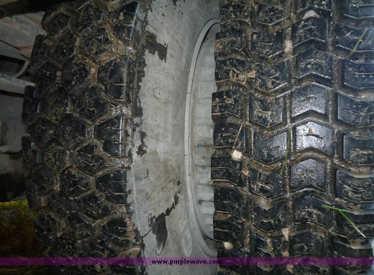 image for item 6870 1986 International L1654 service truck