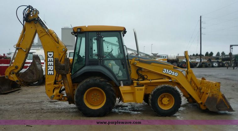 image for item 6872 John Deere 310SG backhoe