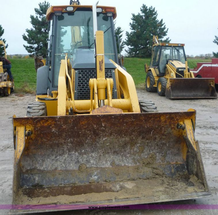 image for item 6872 John Deere 310SG backhoe
