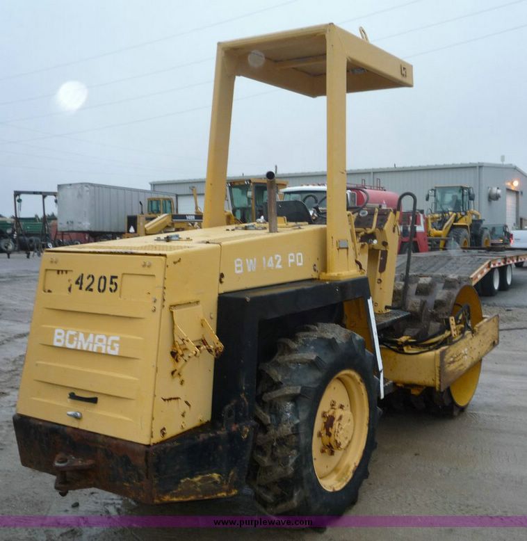 image for item 6873 Bomag BW142PD vibratory compactor