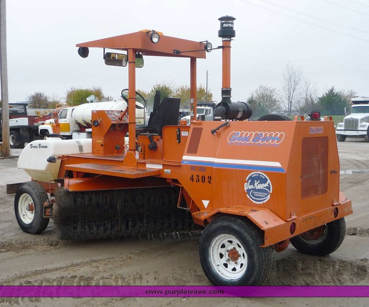 image for item 6874 Broce Broom RC350 broom