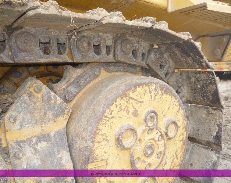 image for item 6875 Caterpillar 953C crawler loader