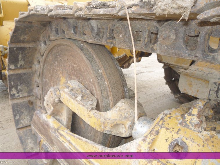 image for item 6875 Caterpillar 953C crawler loader