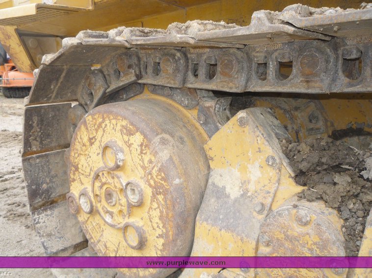 image for item 6875 Caterpillar 953C crawler loader