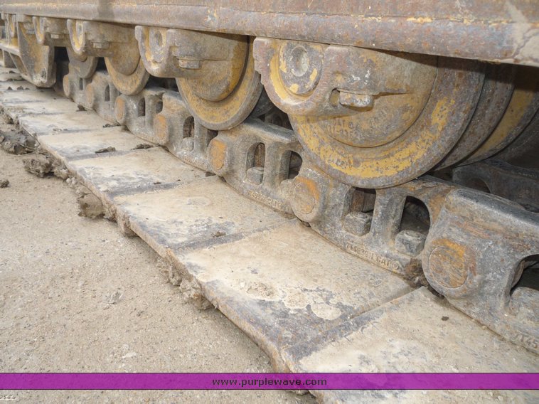 image for item 6875 Caterpillar 953C crawler loader