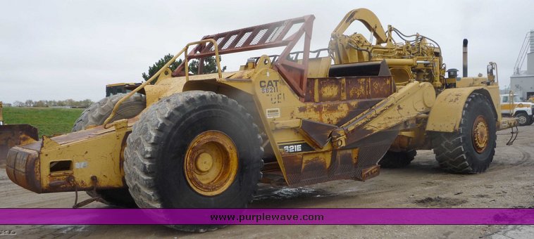 image for item 6880 1989 Caterpillar 621E wheel scraper