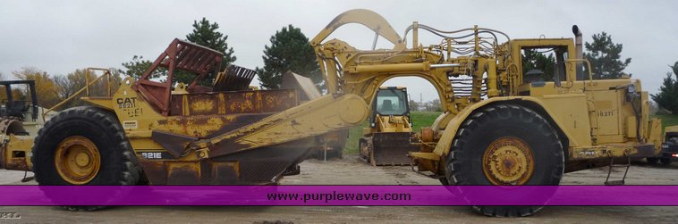 image for item 6880 1989 Caterpillar 621E wheel scraper