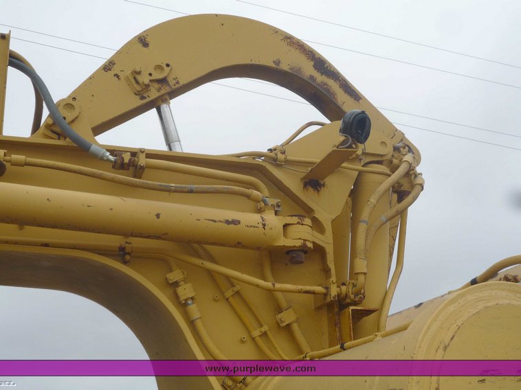 image for item 6880 1989 Caterpillar 621E wheel scraper