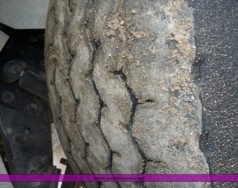 image for item 6882 1995 Kenworth W900S TADT tandem axle dump truck