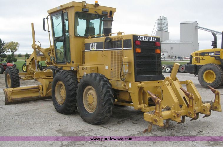 image for item 6897 Caterpillar 140H motor grader