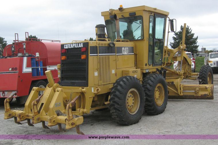 image for item 6897 Caterpillar 140H motor grader