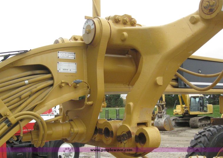 image for item 6897 Caterpillar 140H motor grader