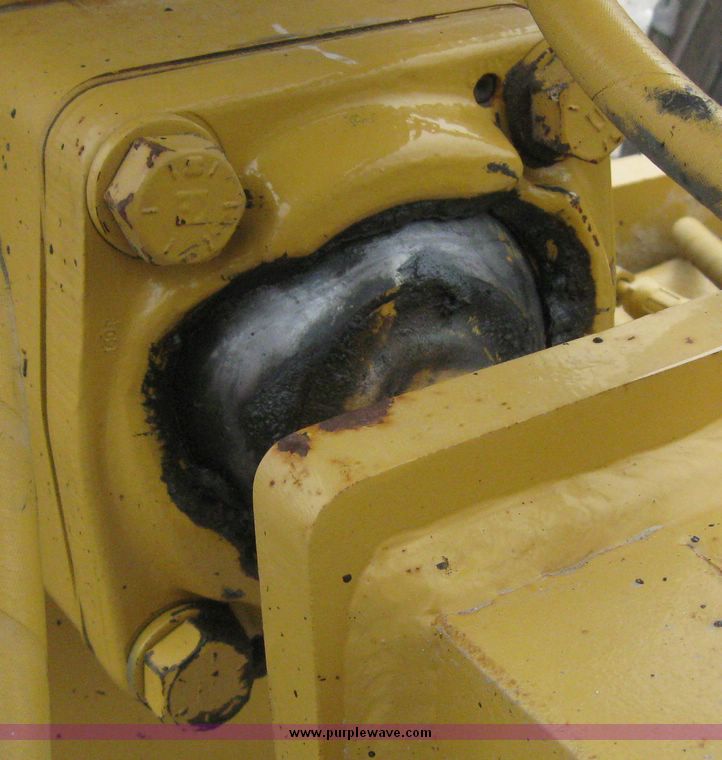 image for item 6897 Caterpillar 140H motor grader