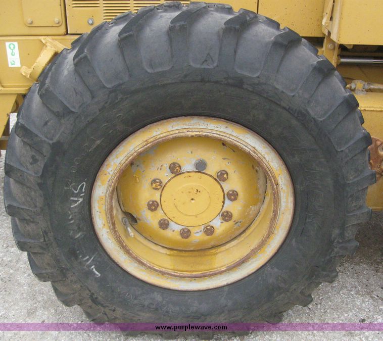 image for item 6897 Caterpillar 140H motor grader