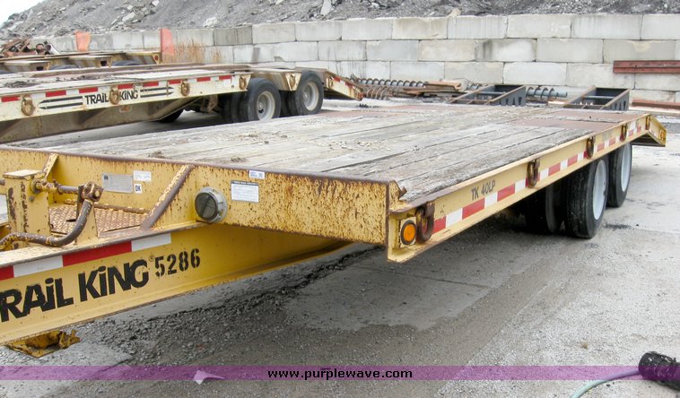 image for item 6951 Trail King 29' tandem axle trailer
