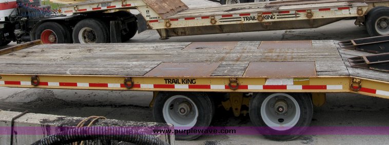 image for item 6951 Trail King 29' tandem axle trailer