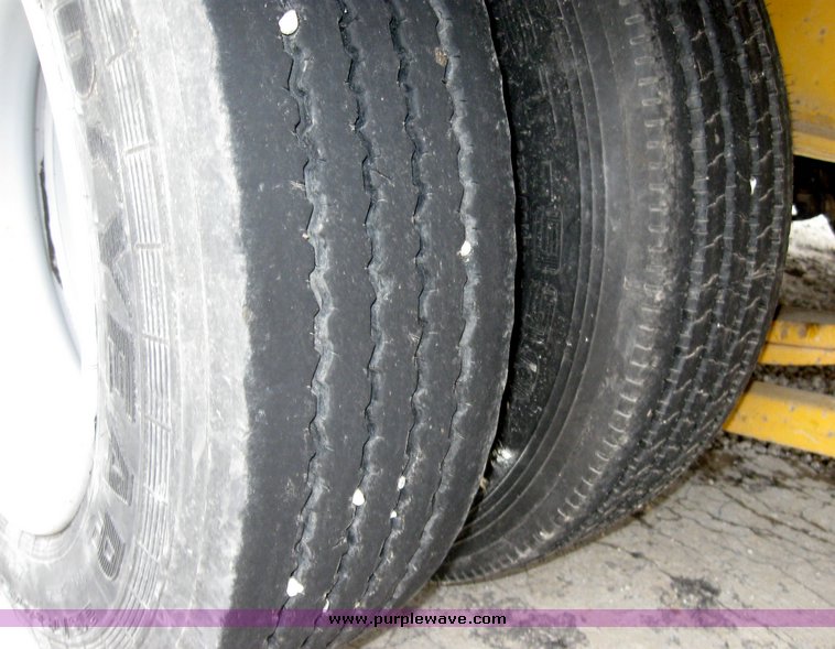 image for item 6951 Trail King 29' tandem axle trailer