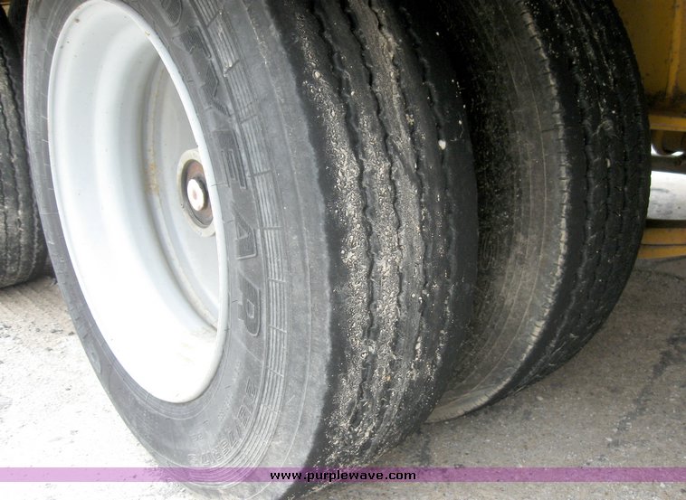 image for item 6951 Trail King 29' tandem axle trailer