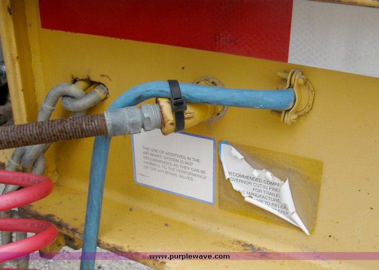 image for item 6951 Trail King 29' tandem axle trailer