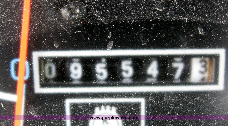 image for item 6953 1995 Kenworth T800B TATT