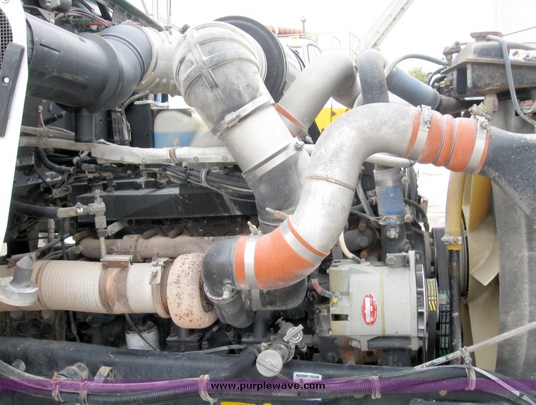 image for item 6953 1995 Kenworth T800B TATT