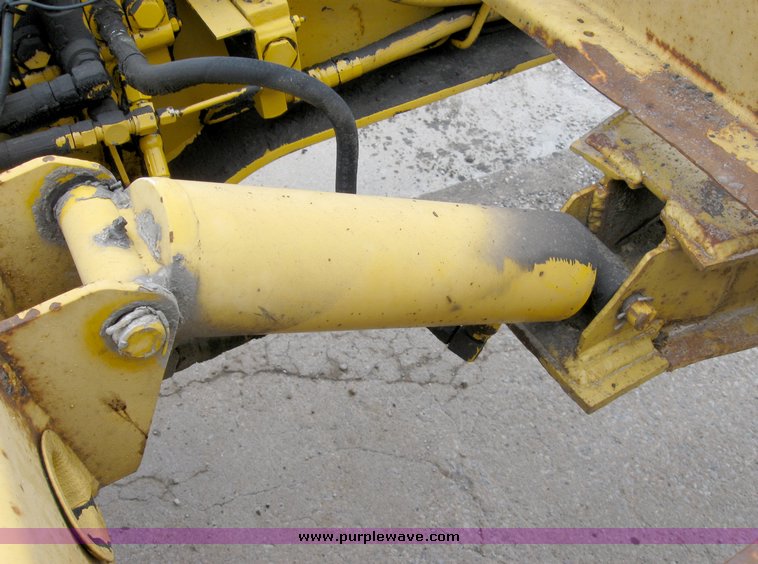 image for item 6954 Trail King TK100HDG triple axle low boy semi trailer