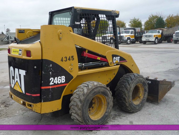 image for item 6956 2005 Caterpillar 246B skid steer