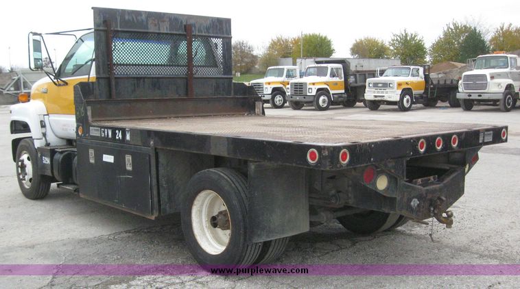 image for item 8016 1995 GMC Topkick