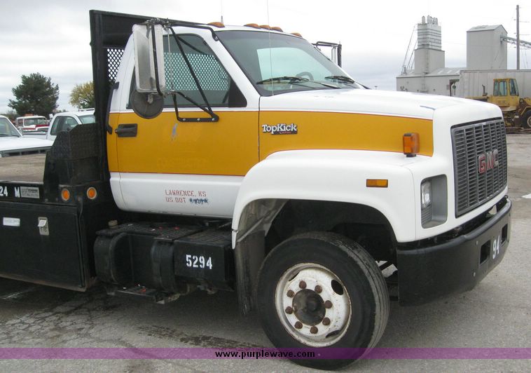 image for item 8016 1995 GMC Topkick