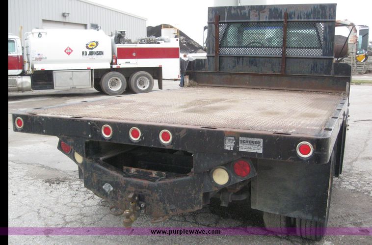 image for item 8016 1995 GMC Topkick