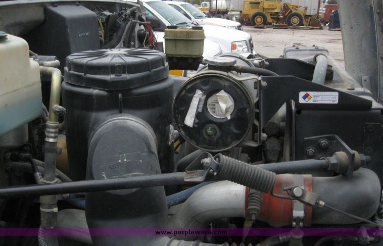 image for item 8016 1995 GMC Topkick