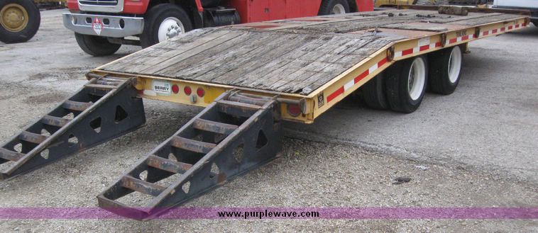 image for item 8023 1999 Trail King TK40LP tandem axle trailer