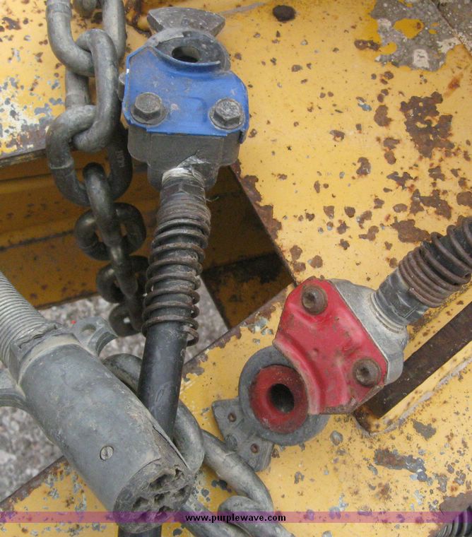 image for item 8023 1999 Trail King TK40LP tandem axle trailer