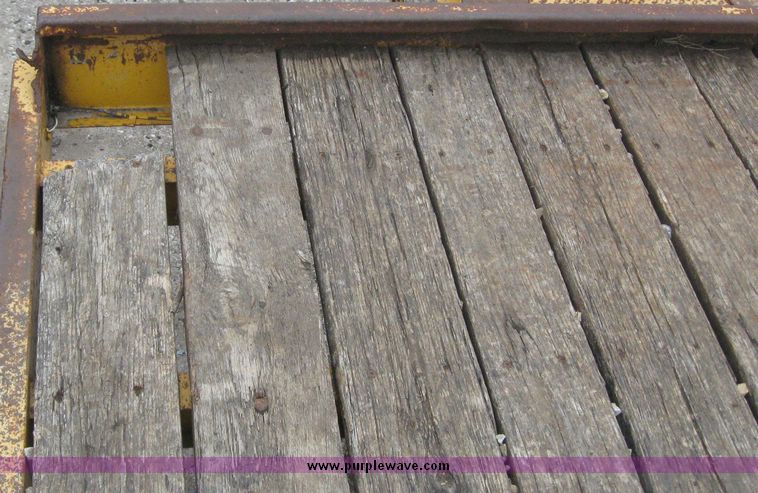 image for item 8023 1999 Trail King TK40LP tandem axle trailer