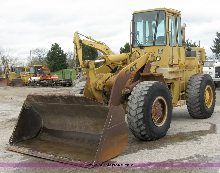 image for item 8025 Caterpillar 936 wheel loader