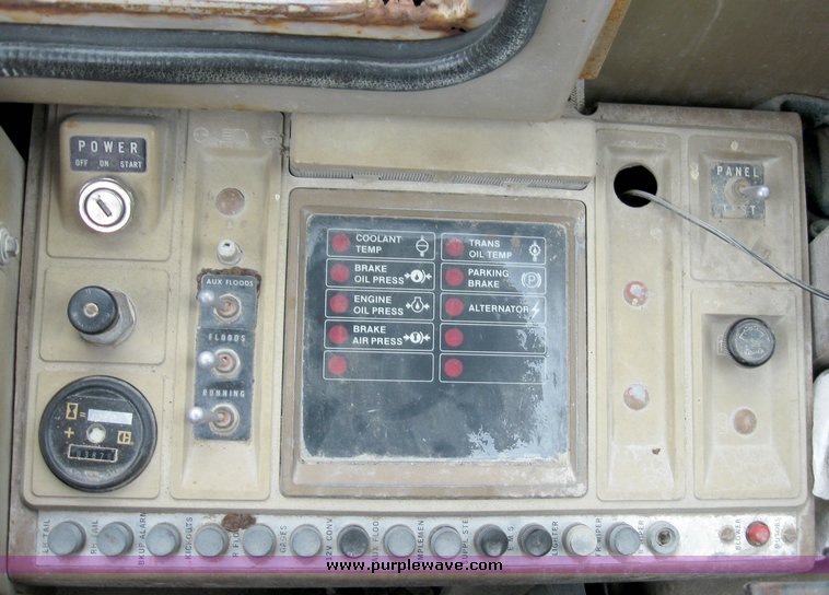 image for item 8025 Caterpillar 936 wheel loader