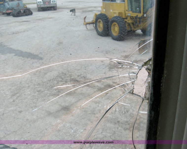 image for item 8025 Caterpillar 936 wheel loader